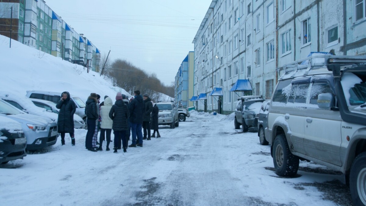 Владимир Солодов поручил исправить недочёты, допущенные во время капремонта домов по улице Пономарёва в столице Камчатки